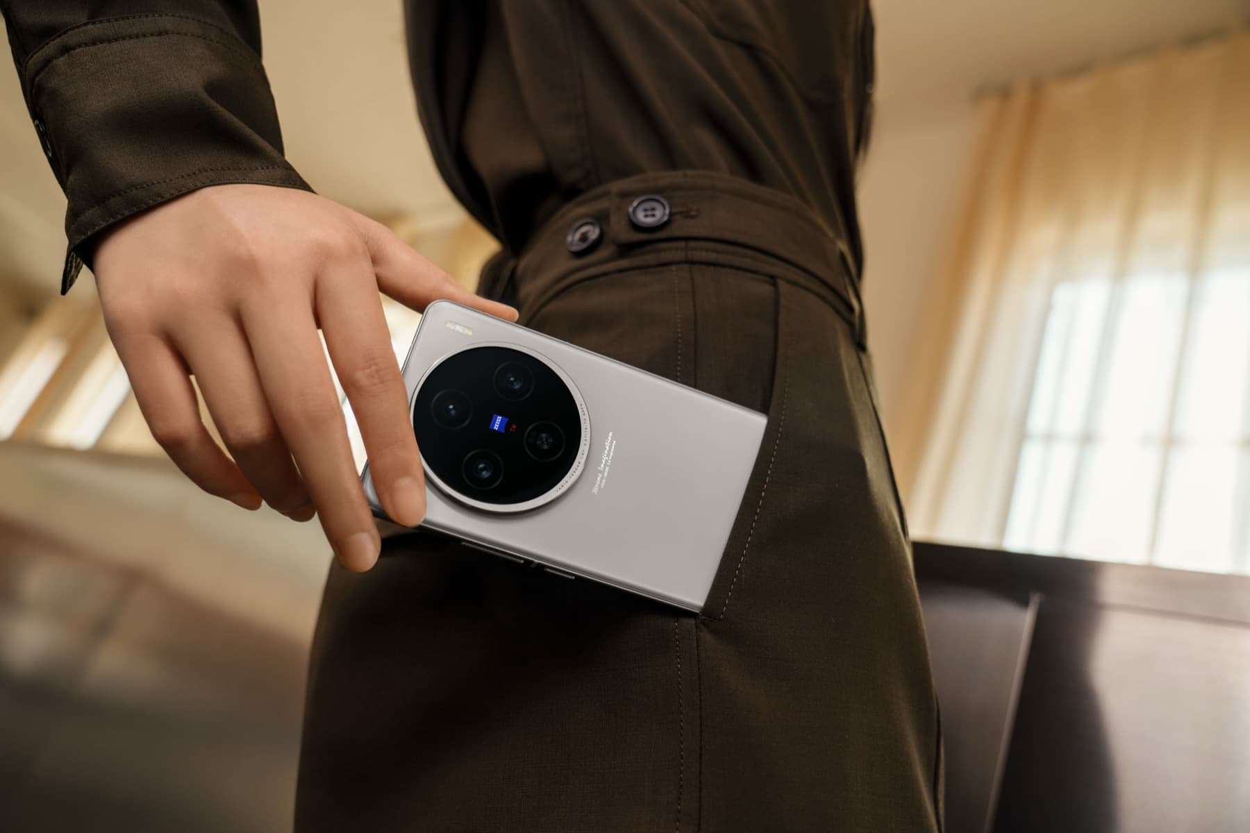 vivo X100s